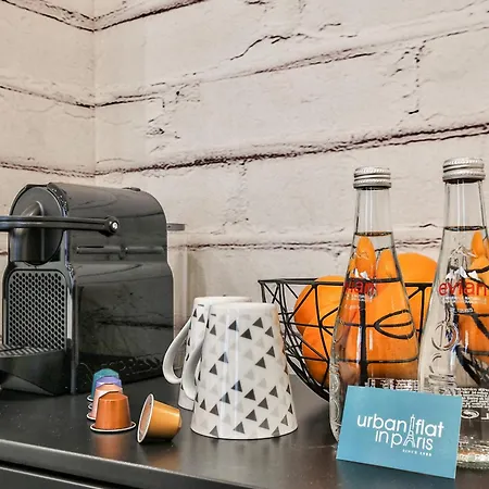 Apartment 23 - Charming Parisian Flat In *