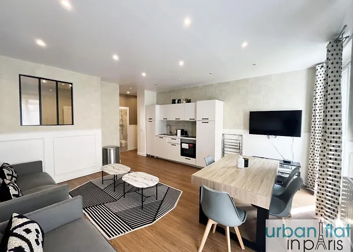 23 - Charming Parisian Flat In Παρίσι